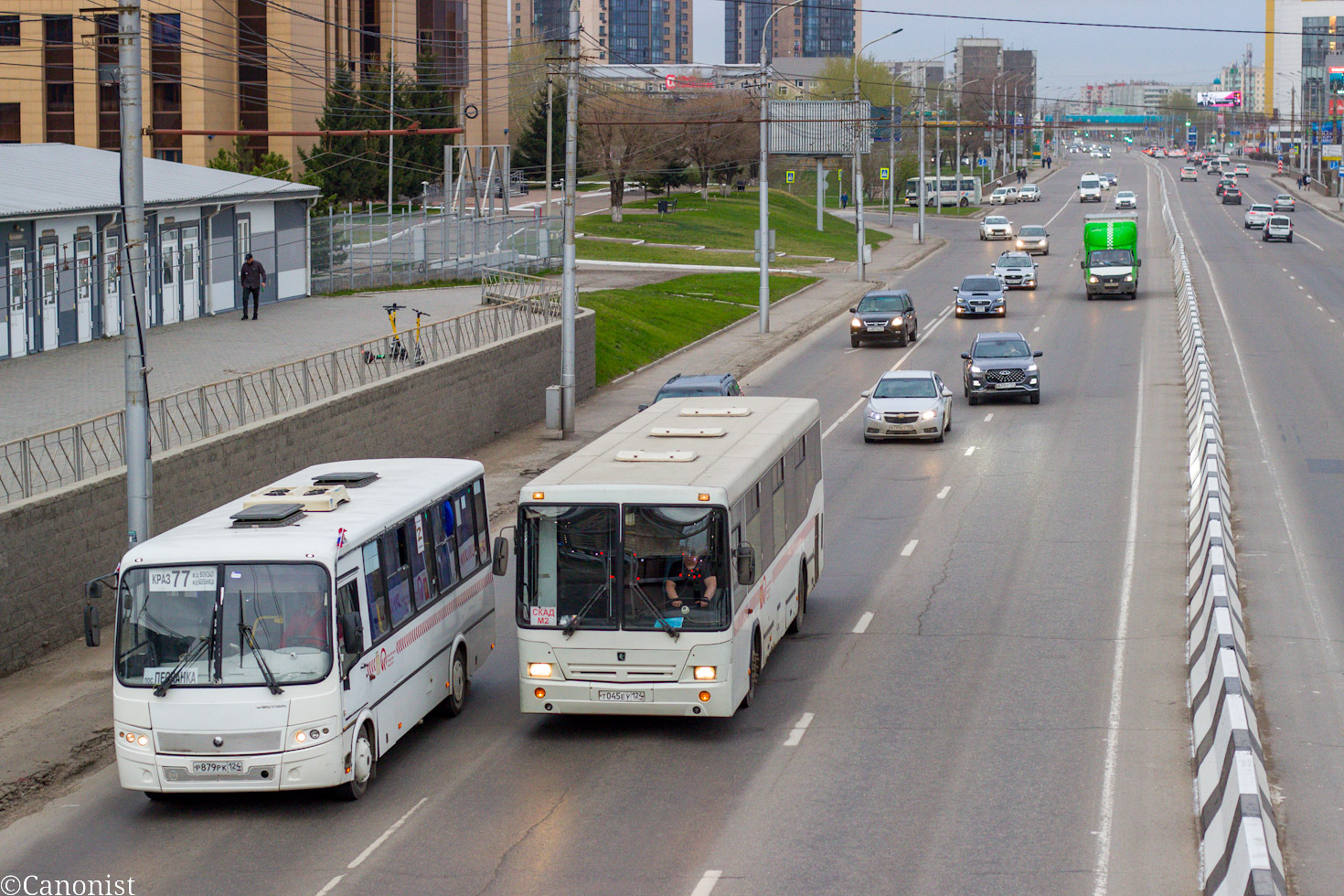 Красноярский край, ПАЗ-320412-04 "Вектор" № Р 879 РК 124; Красноярский край, НефАЗ-5299-10-04 № Т 045 ЕУ 124