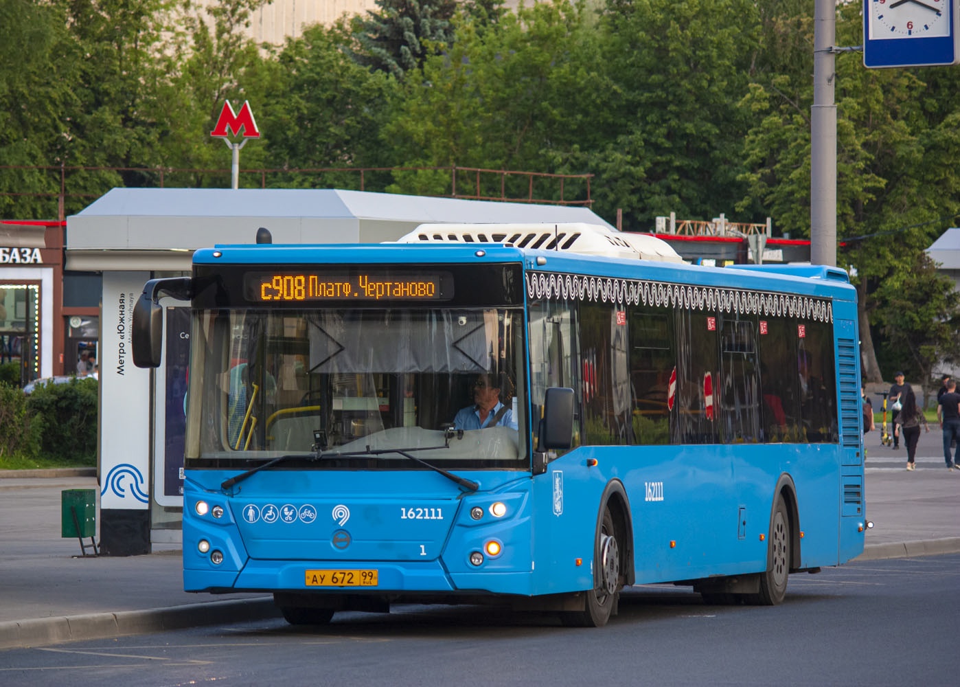 Moskva, LiAZ-5292.65 č. 162111