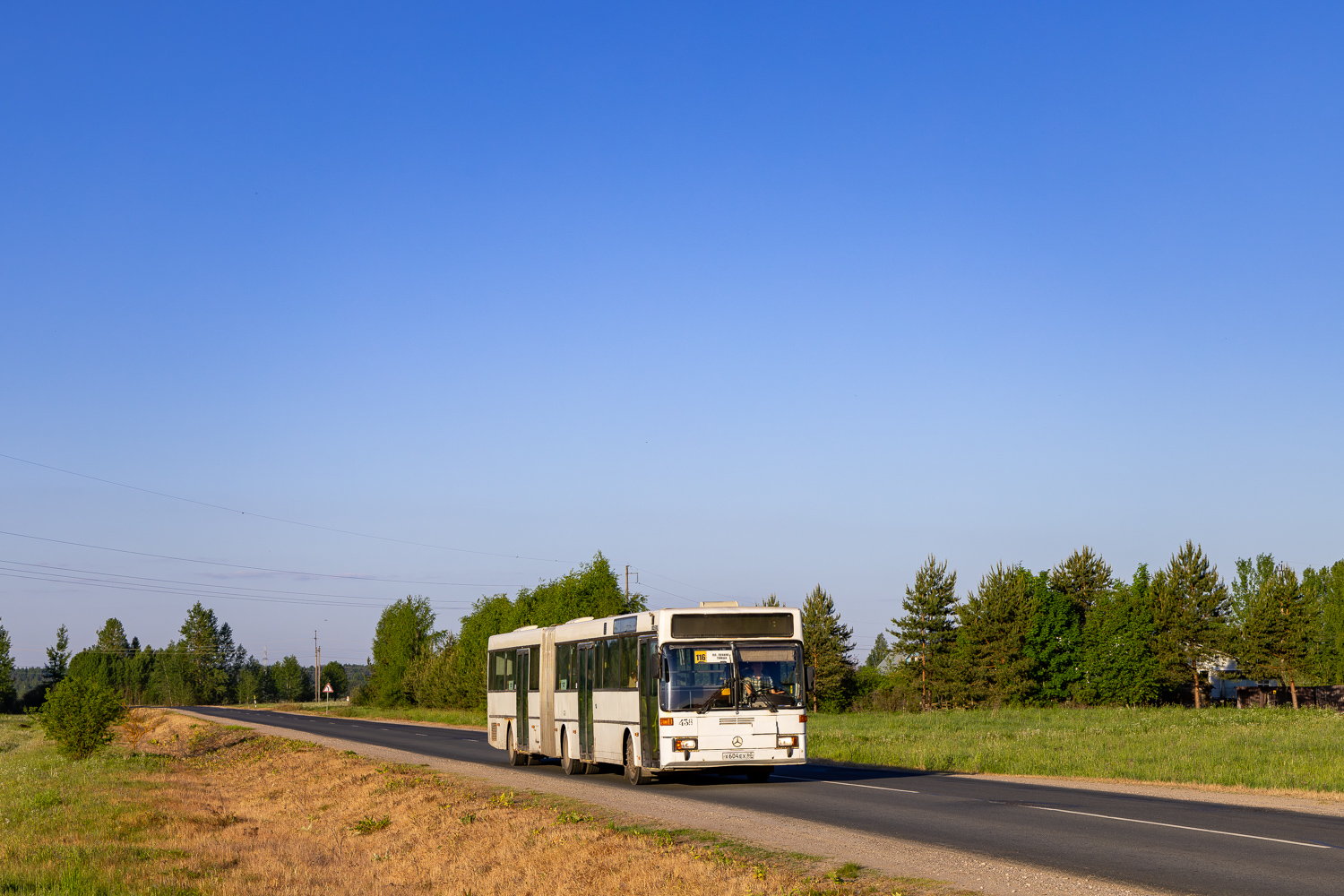 Псковская область, Mercedes-Benz O405G № 438