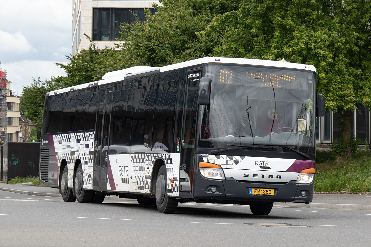 Люксембург, Setra S418LE business № EW 1352