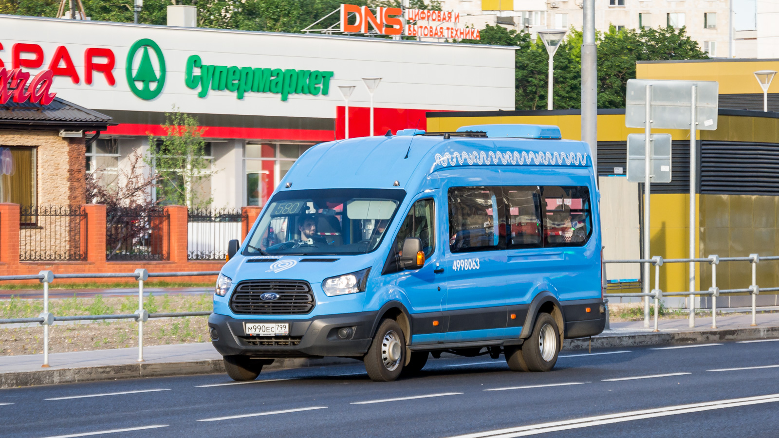 Москва, Ford Transit FBD [RUS] (Z6F.ESG.) № 4998063