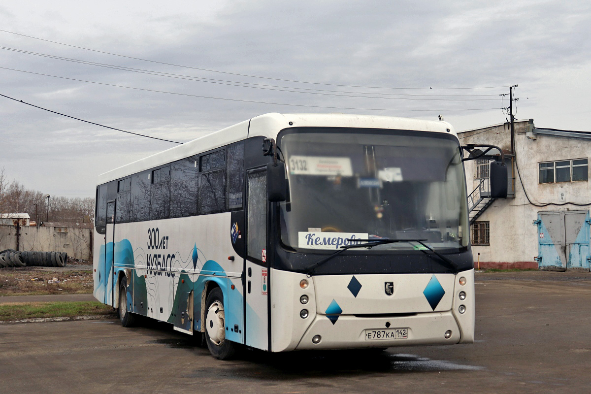 Kemerovo region - Kuzbass, NefAZ-5299-17-42 # Е 787 КА 142