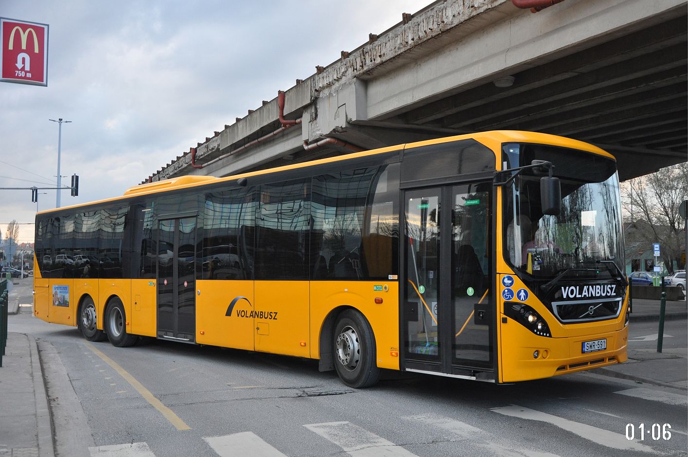 Венгрия, Volvo 8900BLE № SWR-591