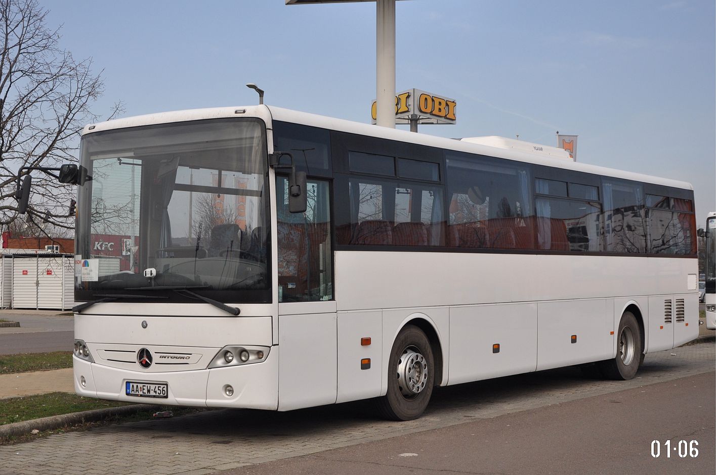 Венгрия, Mercedes-Benz Intouro II № AA EW-456