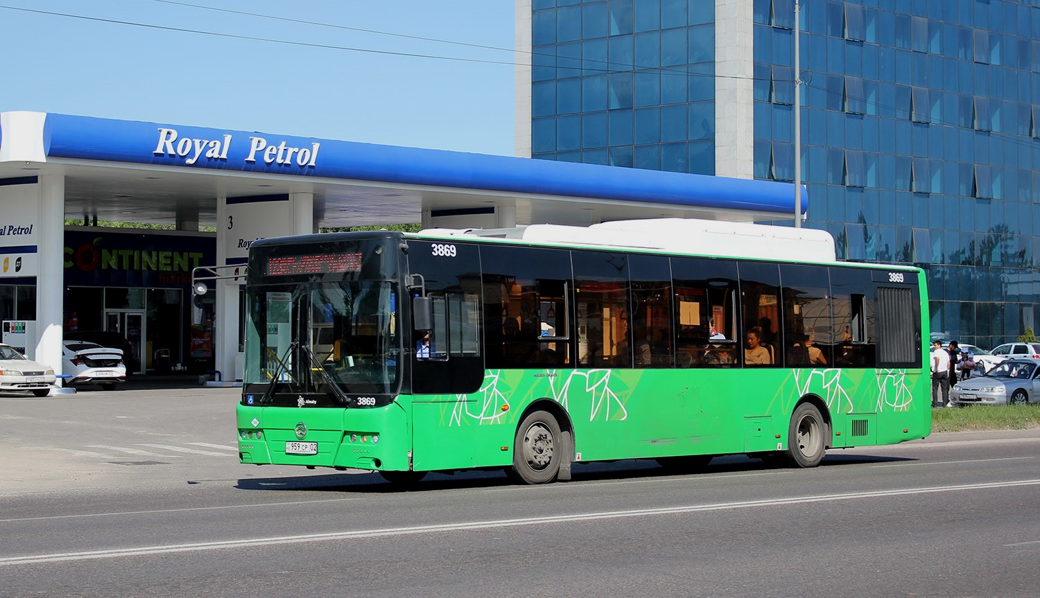 Ałmaty, Golden Dragon XML6125CN (Hyundai Trans Auto) Nr 3869