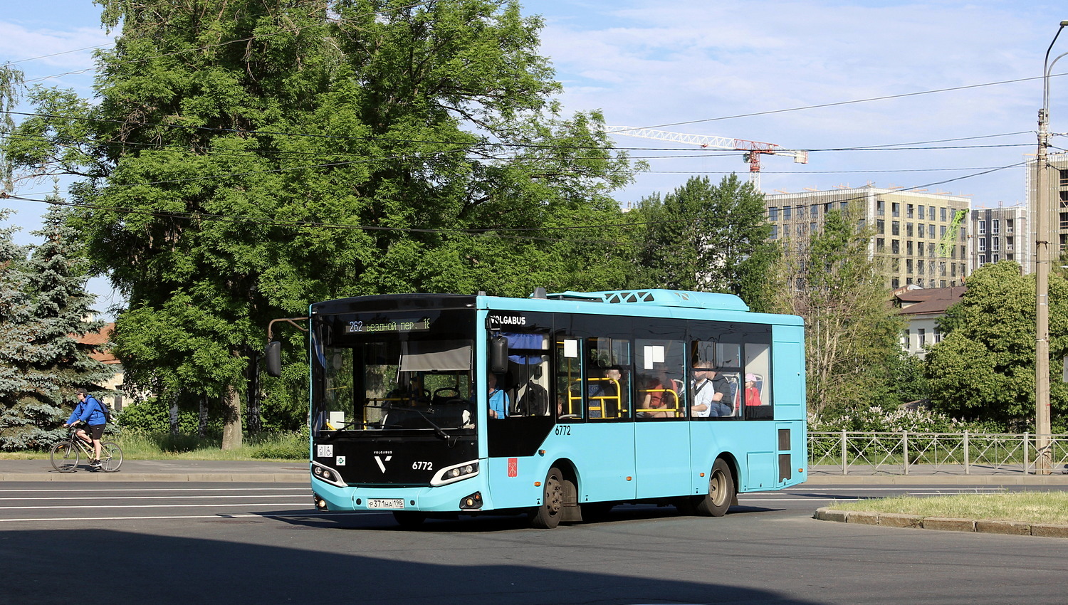 Sankt Peterburgas, Volgabus-4298.G4 (LNG) Nr. 6772