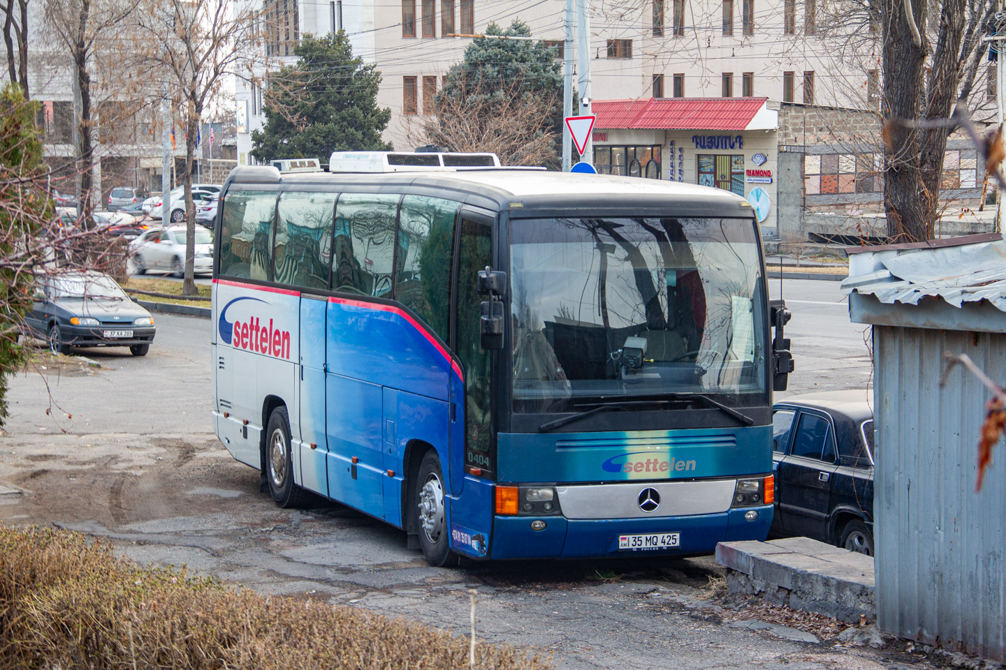 Армения, Mercedes-Benz O404-10RHD № 35 MQ 425