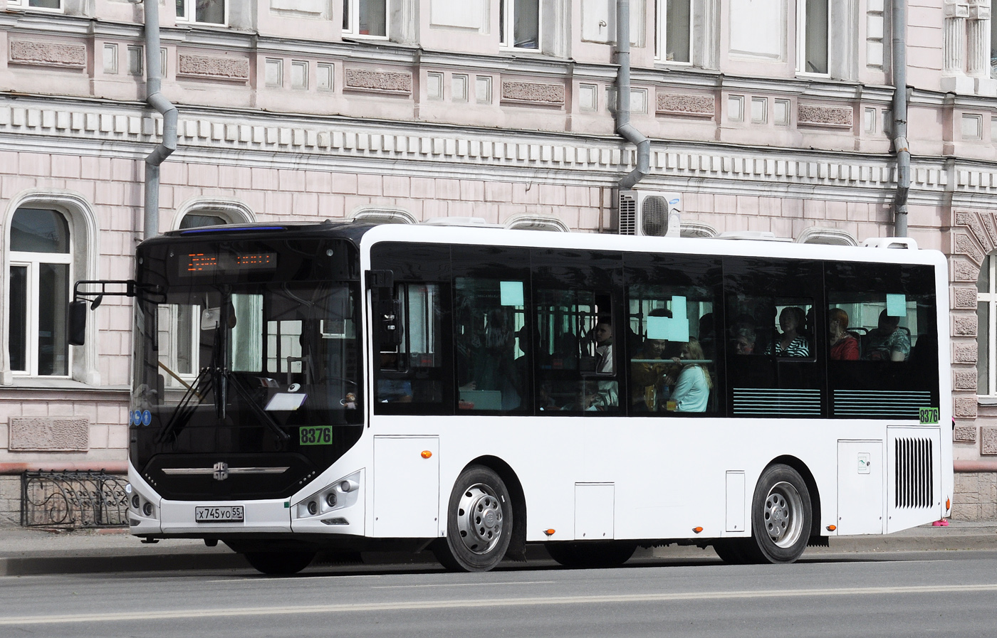 Омская область, Zhong Tong LCK6860HG № 8376