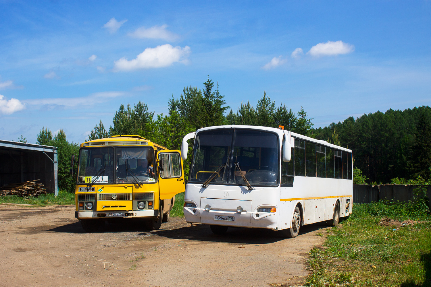 Пермский край, КАвЗ-4238-02 № Н 314 СВ 159