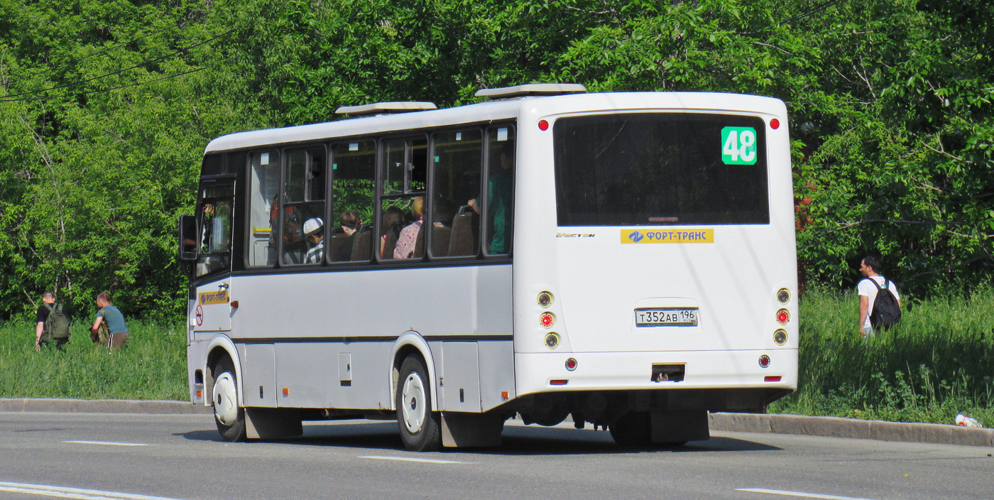 Свердловская область, ПАЗ-320412-04 "Вектор" № Т 352 АВ 196