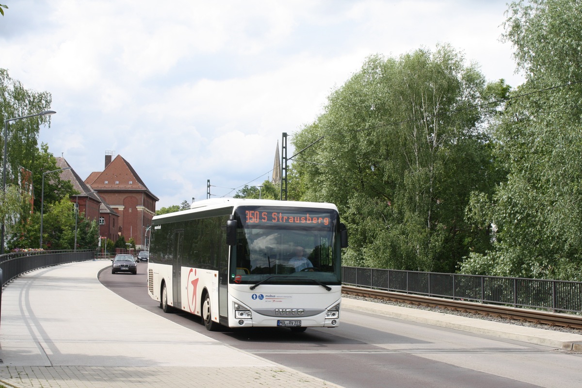 Бранденбург, IVECO Crossway LE LINE 12M № MOL-RV 223