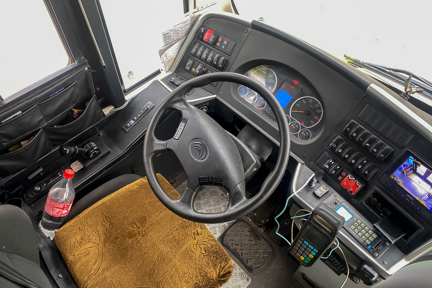 Карагандинская область, Yutong ZK6118HGA № 123 BD 09