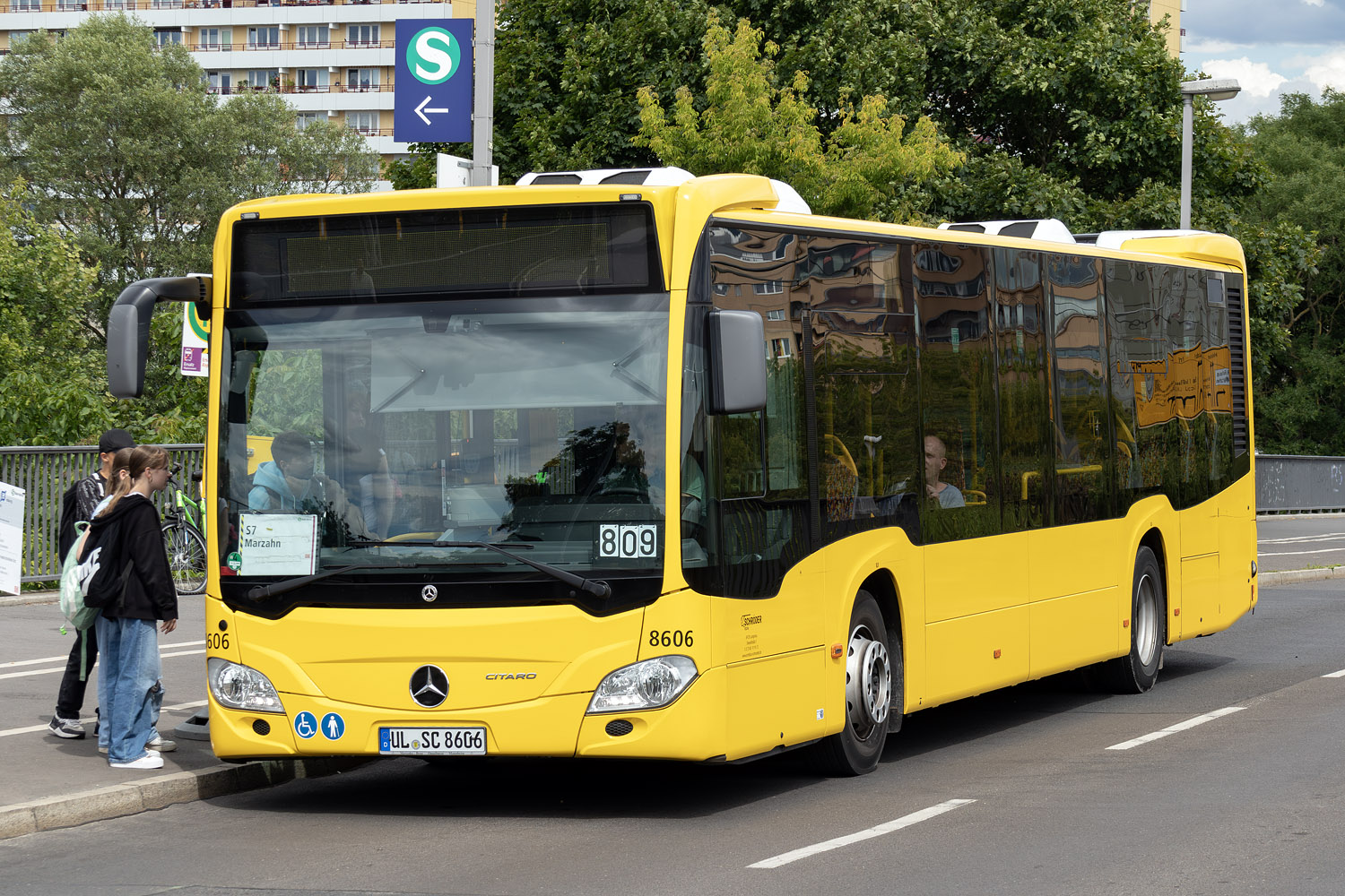 Bádensko-Württembersko, Mercedes-Benz Citaro C2 hybrid č. 8606; Berlín — SEV · S7/S75 · Wartenberg / Marzahn <> Friedrichsfelde Ost · 14.06.2024 — 17.06.2024