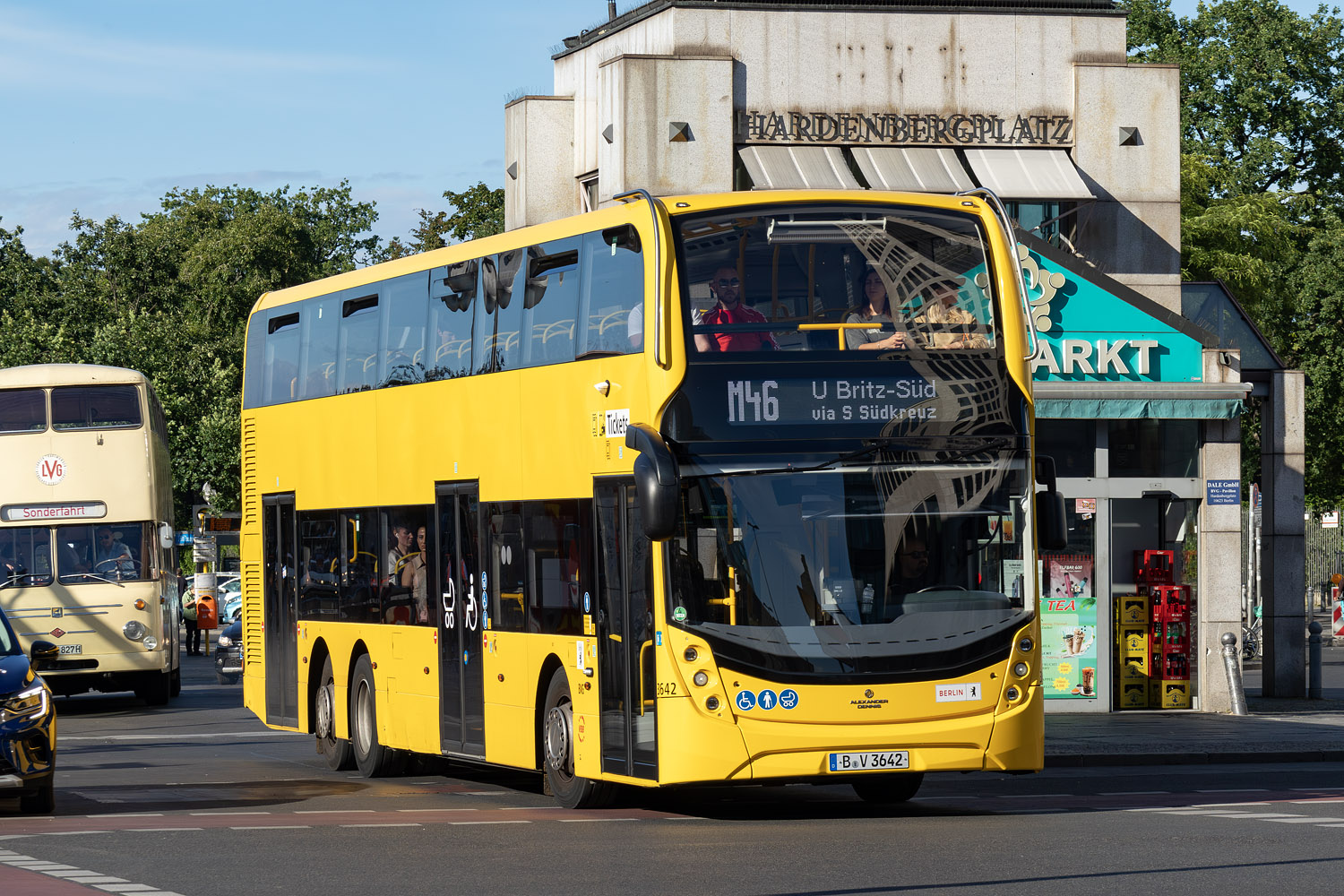 Берлин, Alexander Dennis Enviro500 MMC № 3642