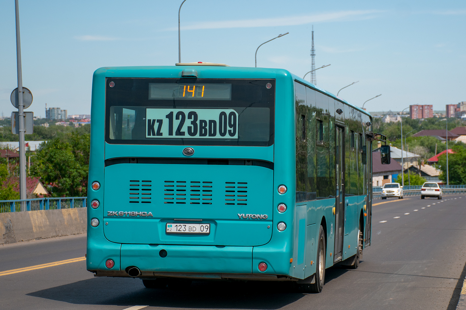 Карагандинская область, Yutong ZK6118HGA № 123 BD 09