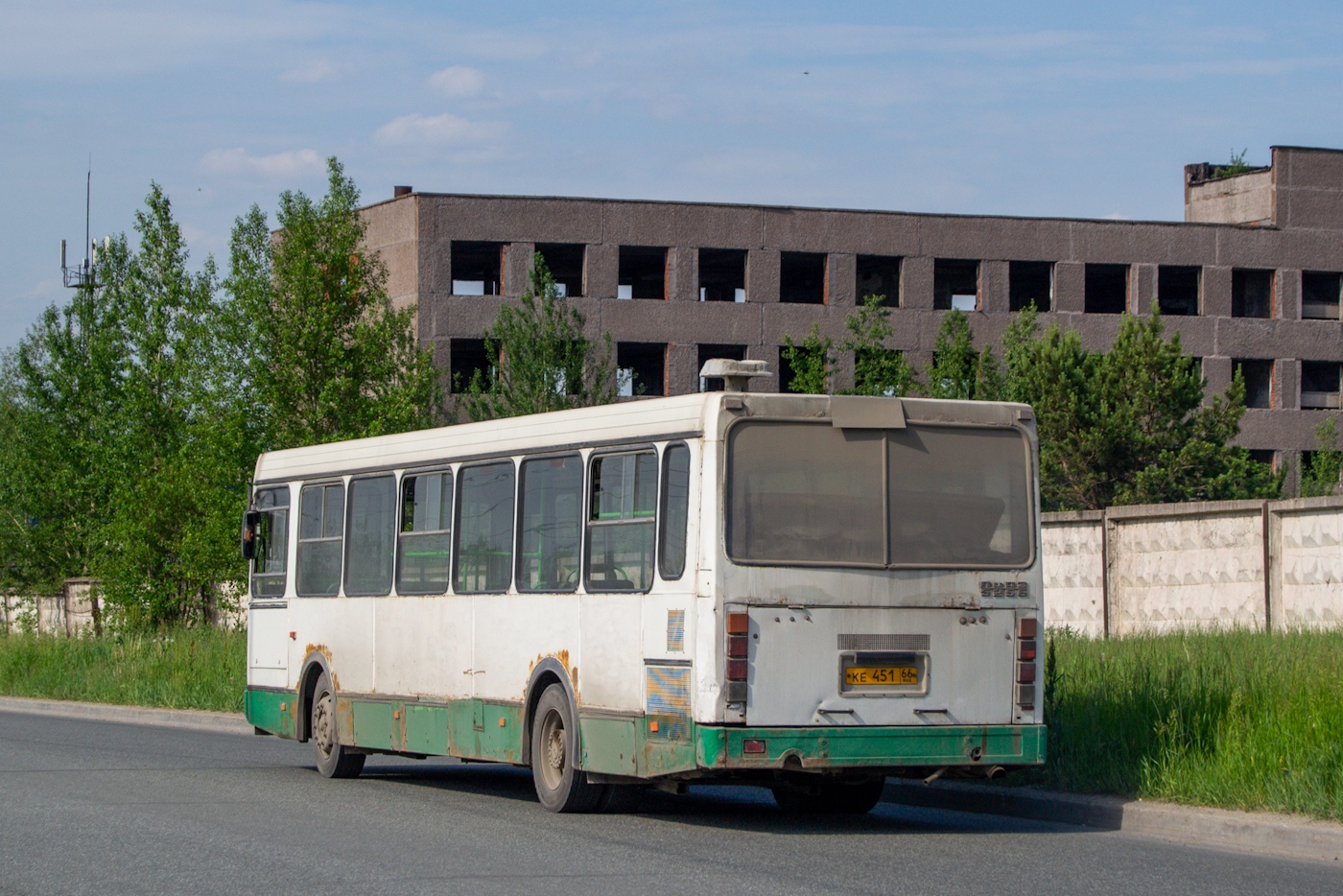 Свердловская область, ЛиАЗ-5256.35 № КЕ 451 66