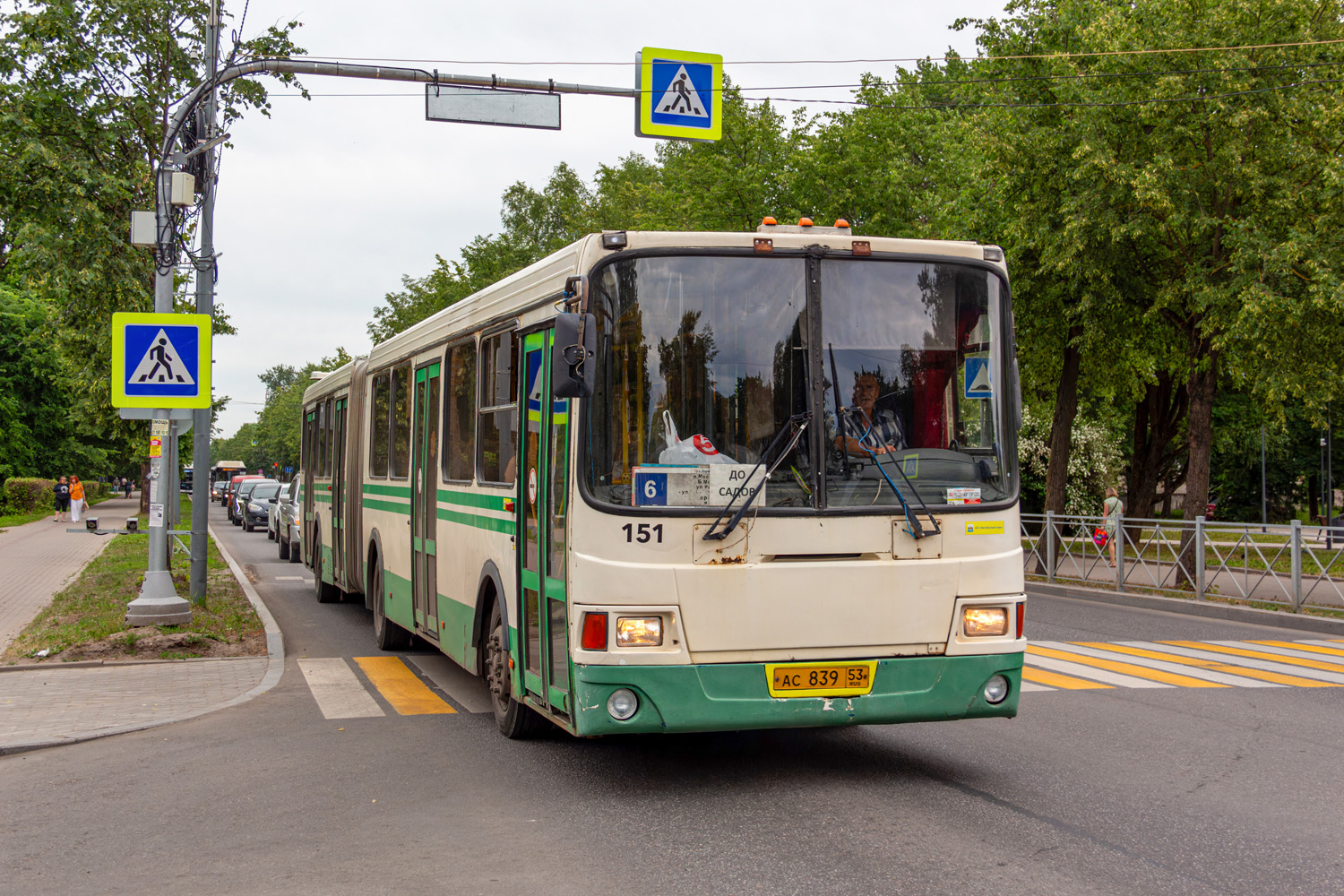 Novgorod region, LiAZ-6212.00 č. 151