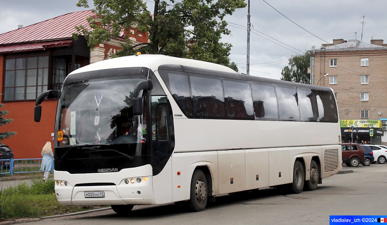 Кировская область, Neoplan P22 N2216/3SHDL Tourliner SHDL № М 020 НН 43