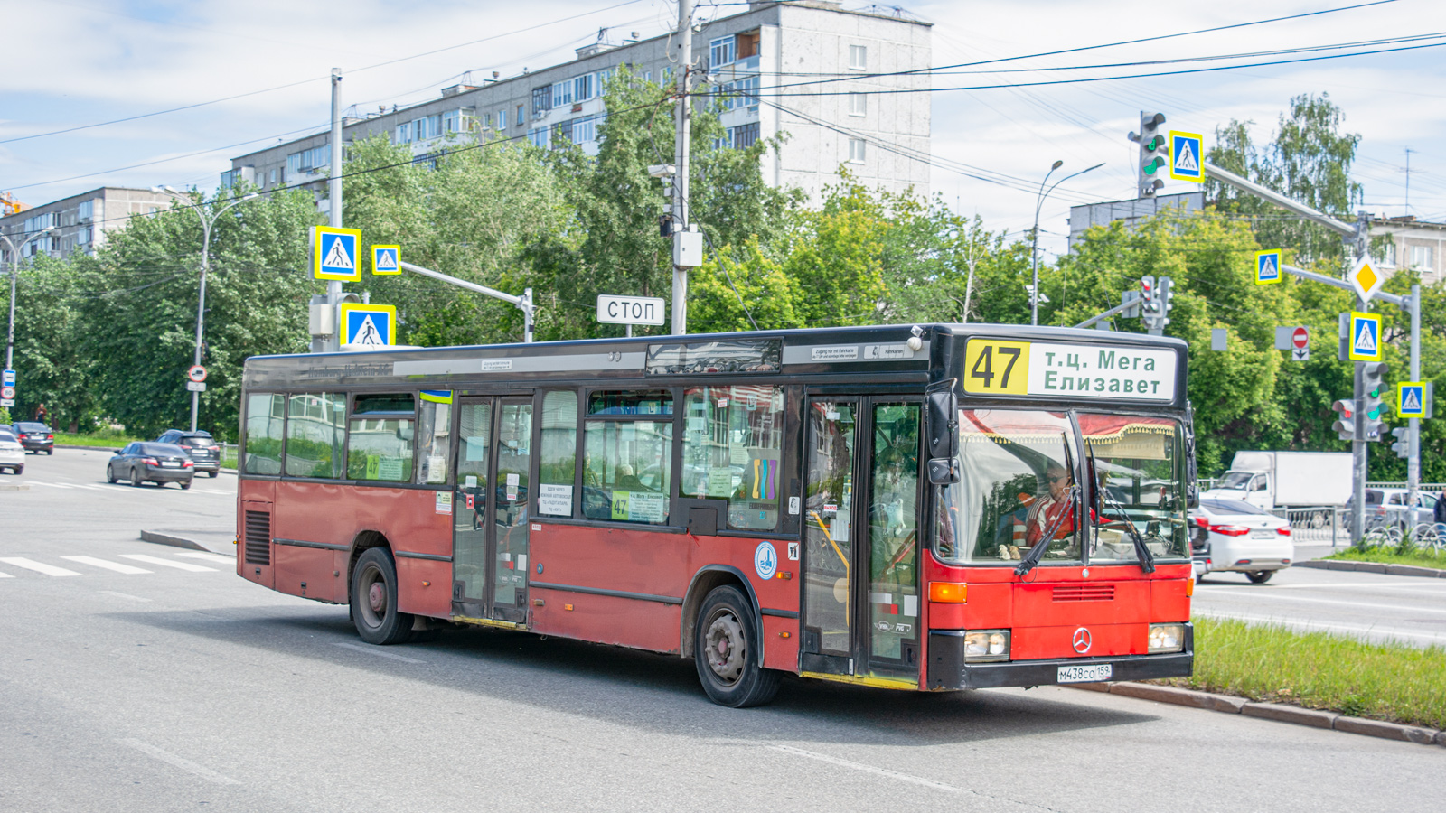 Свердловская область, Mercedes-Benz O405N2 № М 438 СО 159