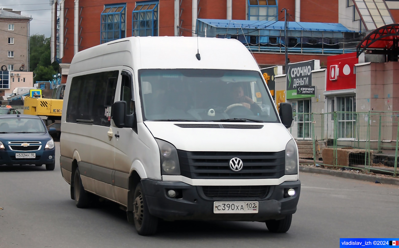 Удмуртия, Луидор-223710 (Volkswagen Crafter) № С 390 ХА 102