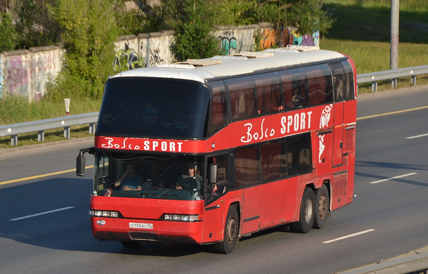 Дагестан, Neoplan N122/3L Skyliner № О 150 ВС 05