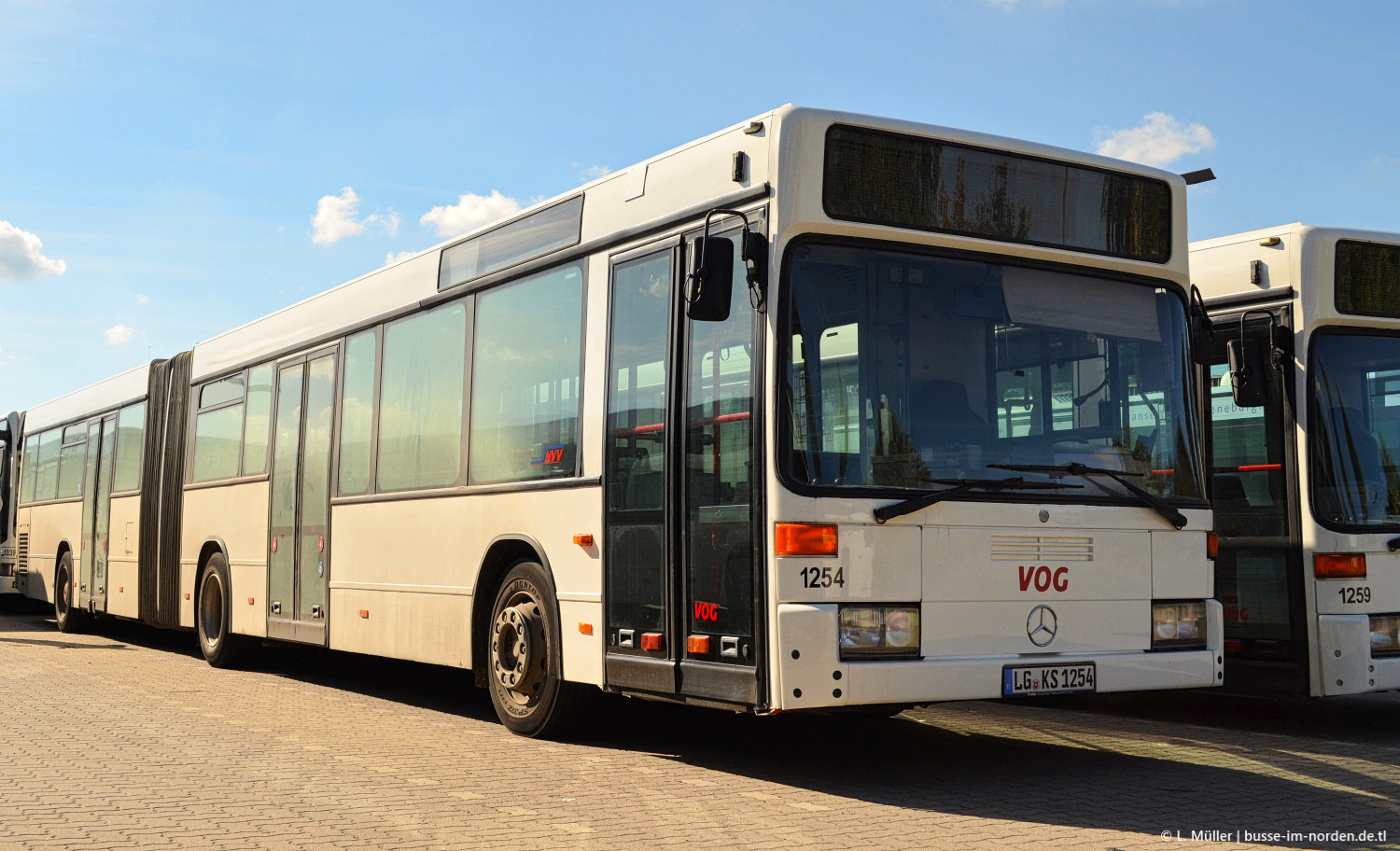 Нижняя Саксония, Mercedes-Benz O405GN2 № 1254