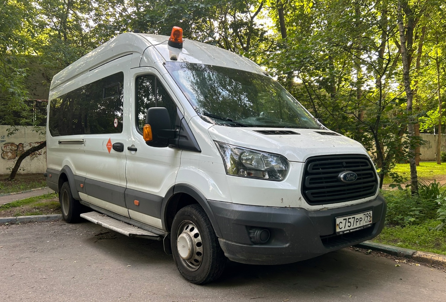 Москва, Ford Transit FBD [RUS] (Z6F.ESG.) № С 757 РР 799