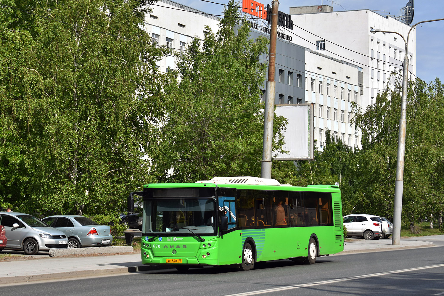 Тюменская область, ЛиАЗ-5292.65 № 670