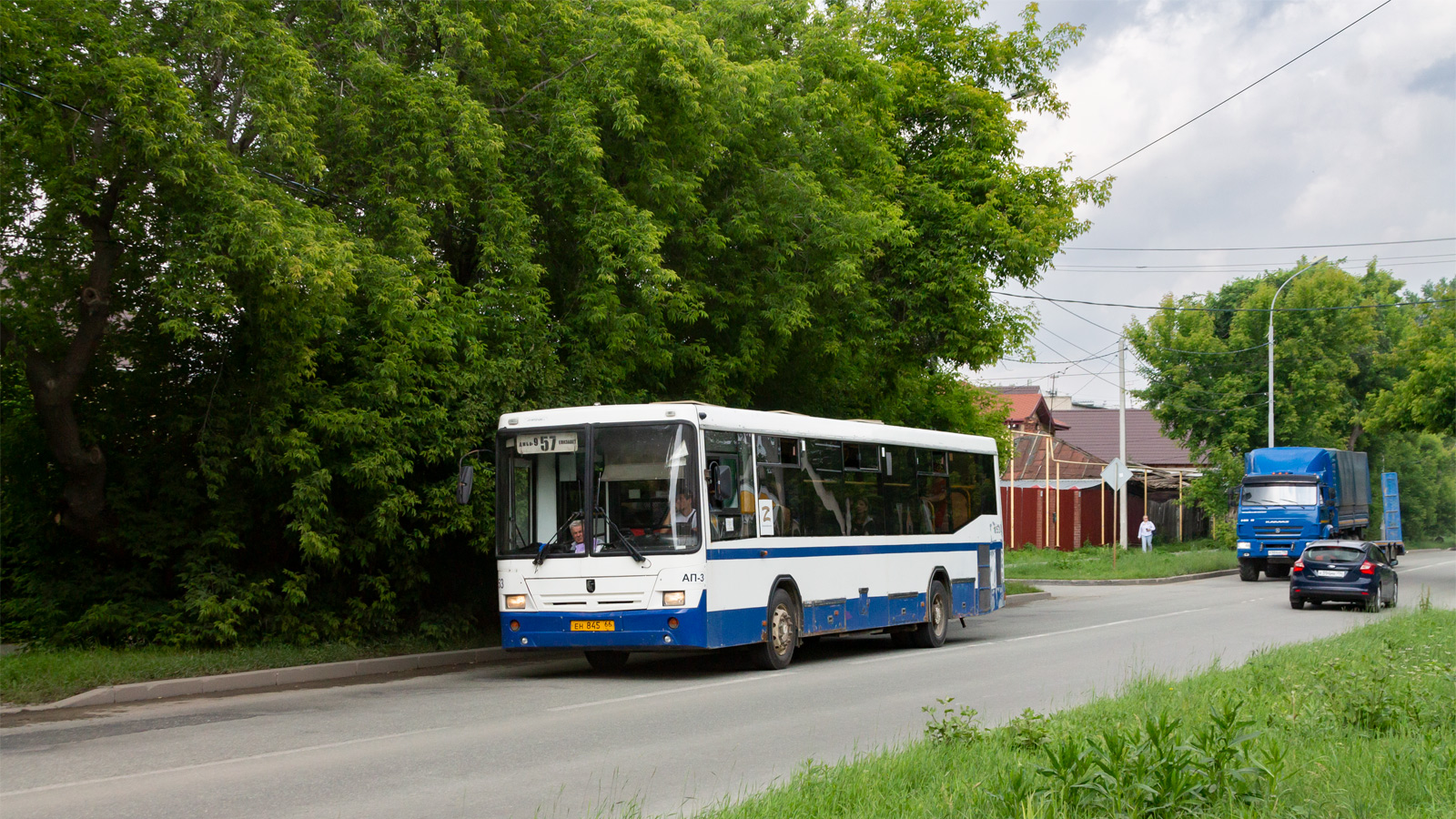 Sverdlovsk region, NefAZ-5299-20-32 č. 1053