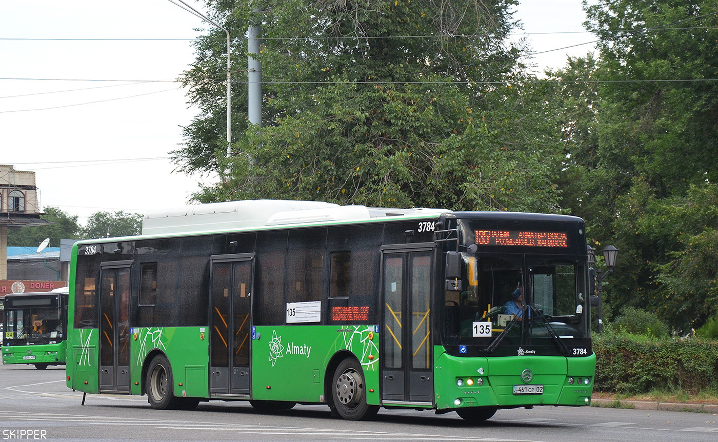 Almaty, Golden Dragon XML6125CN (Hyundai Trans Auto) sz.: 3784