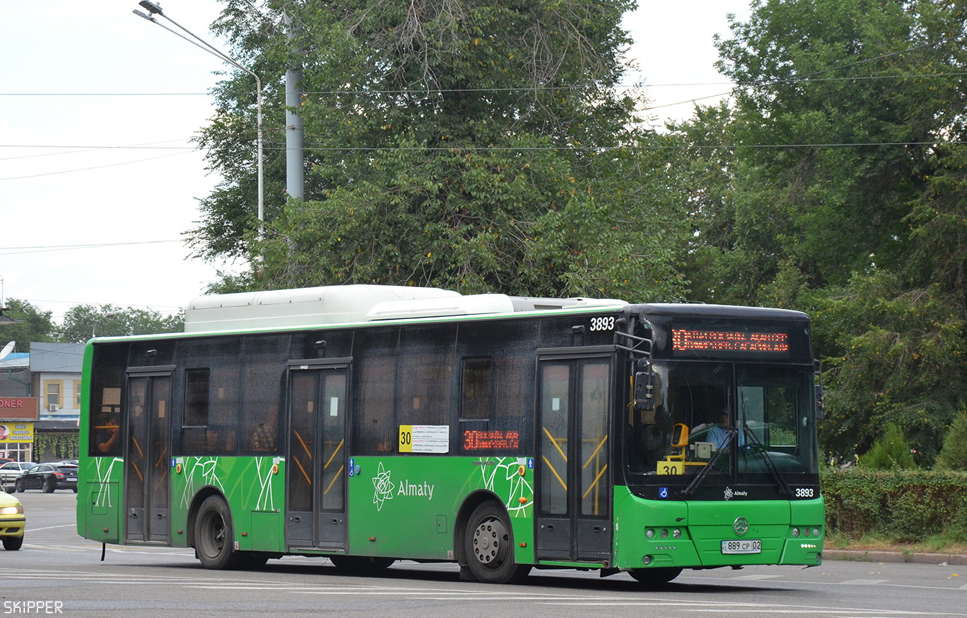 Almaty, Golden Dragon XML6125CN (Hyundai Trans Auto) # 3893