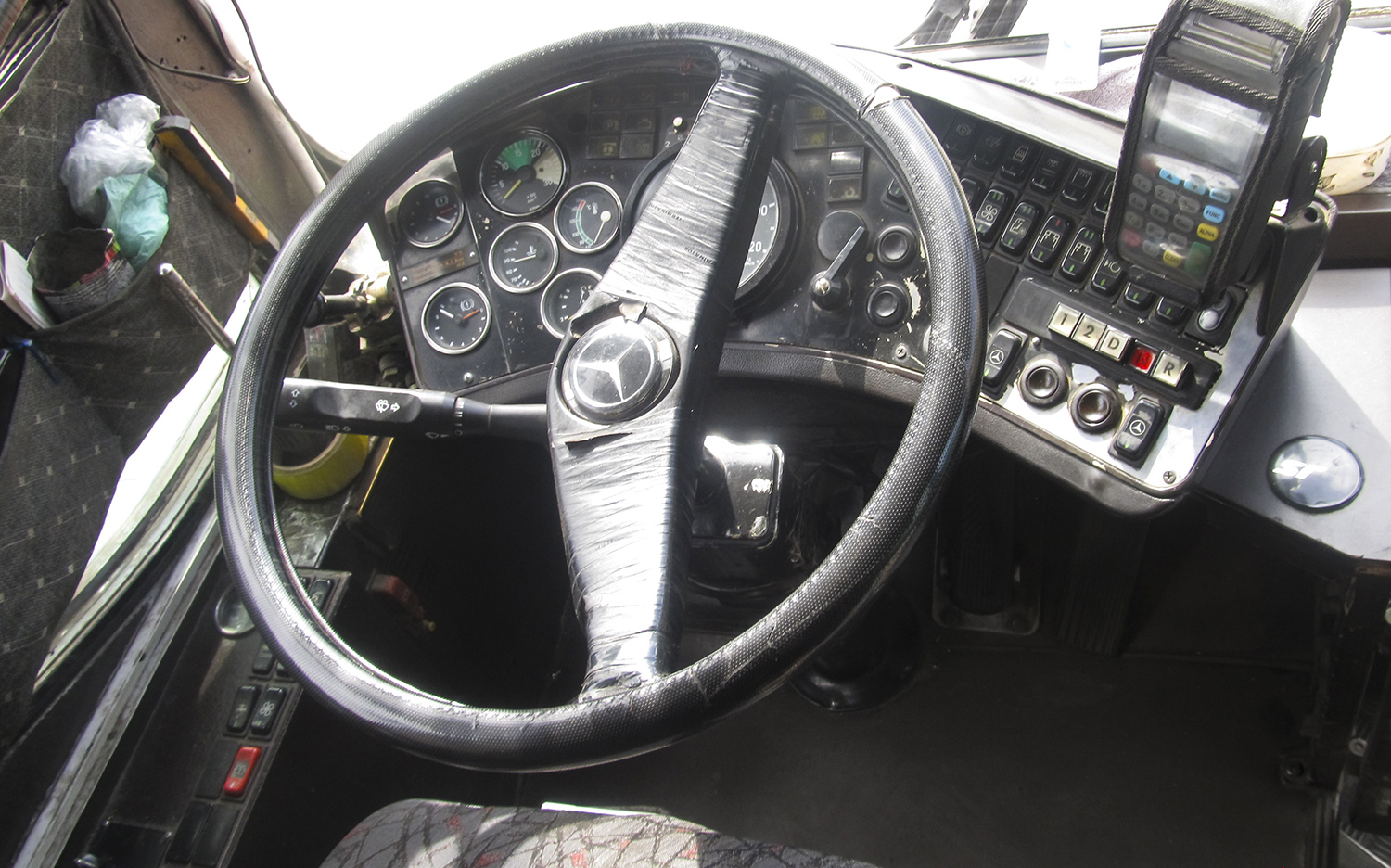 Karagandy province, Mercedes-Benz O405 sz.: 524 AY 09