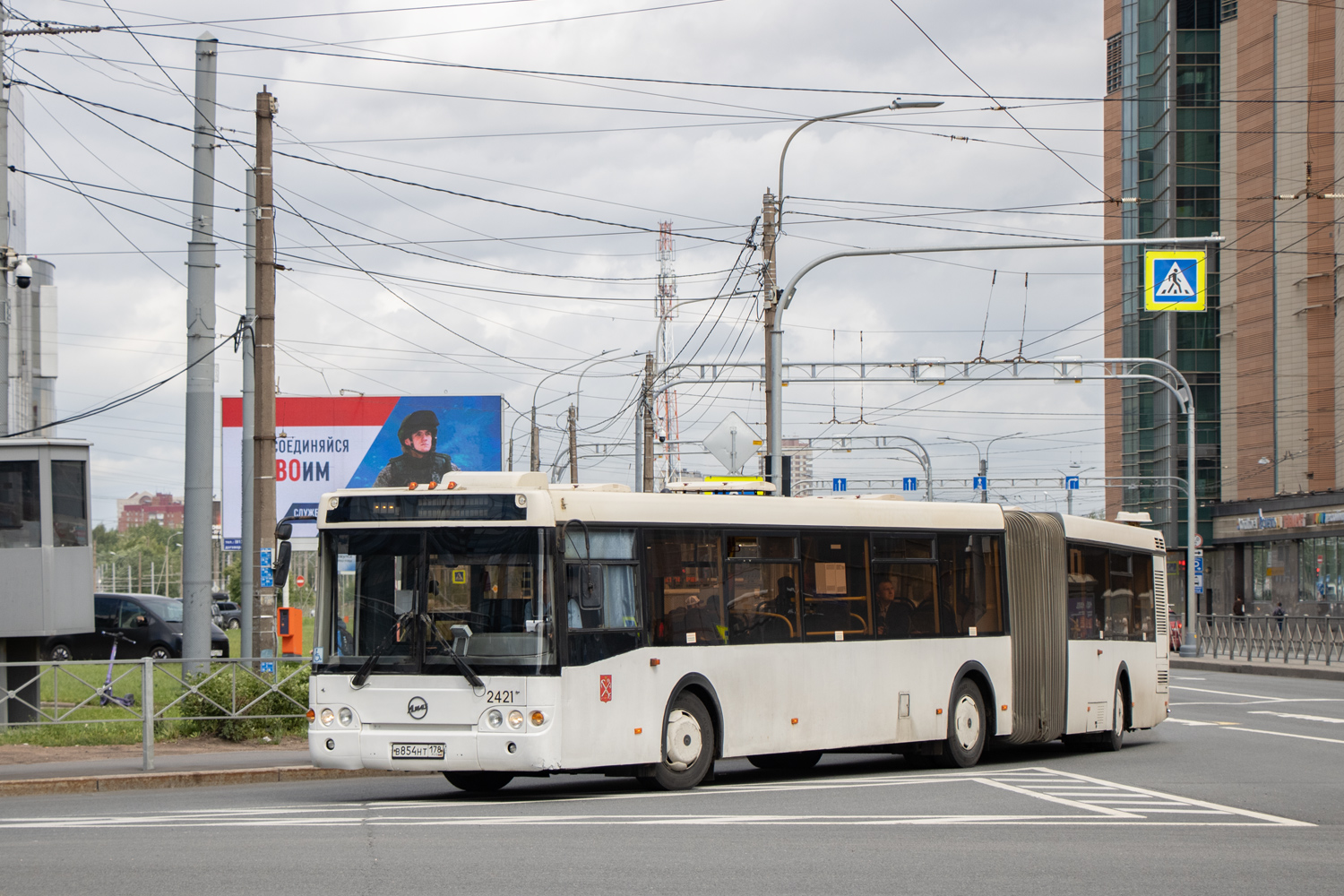 Санкт-Петербург, ЛиАЗ-6213.20 № 2421