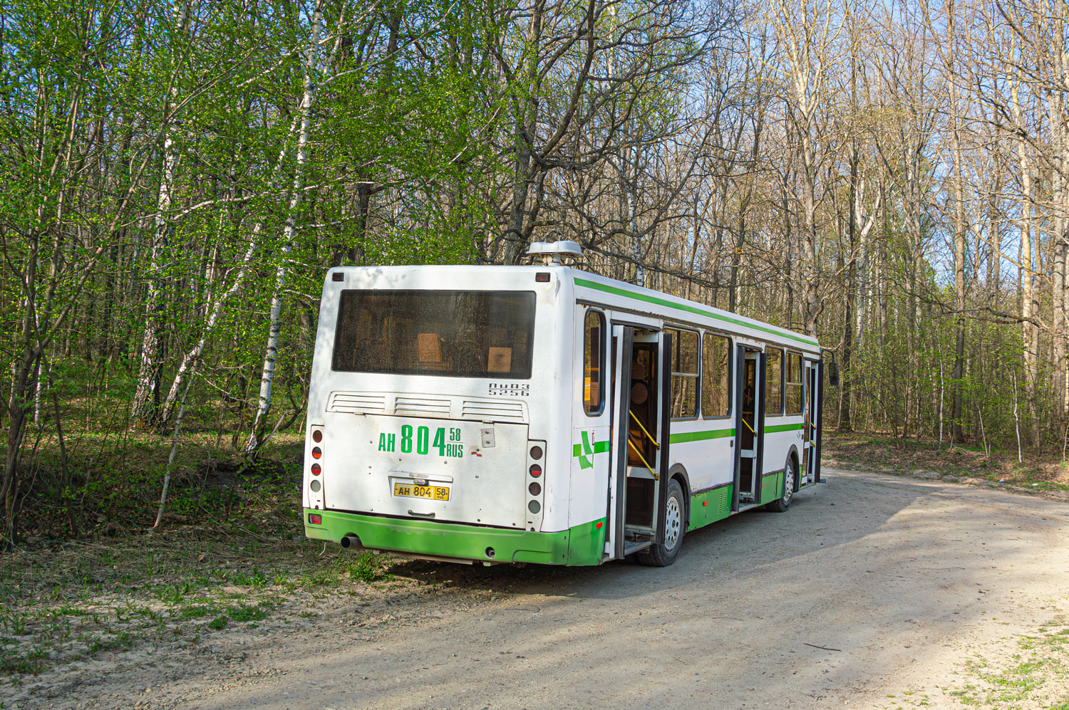 Penza region, LiAZ-5256.46 # 402