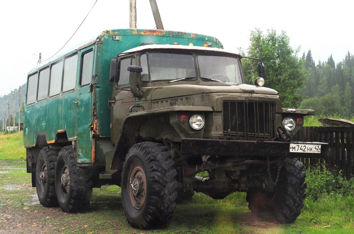 Кемеровская область - Кузбасс, НЗАС-4947 № М 742 НК 42