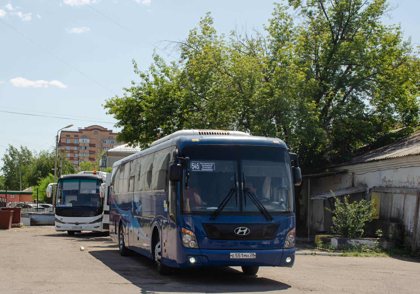 Амурская область, Hyundai Universe Space Luxury № Е 551 МН 28