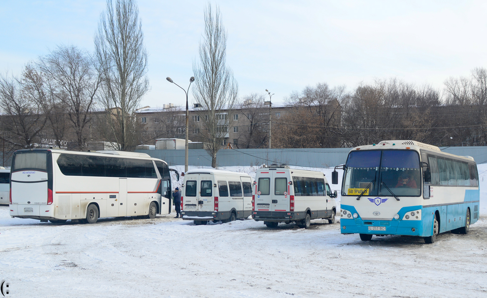 Западно-Казахстанская область, Daewoo BH117H Royal Cruistar № L 253 BC; Самарская область — Автовокзалы, автостанции и конечные остановки