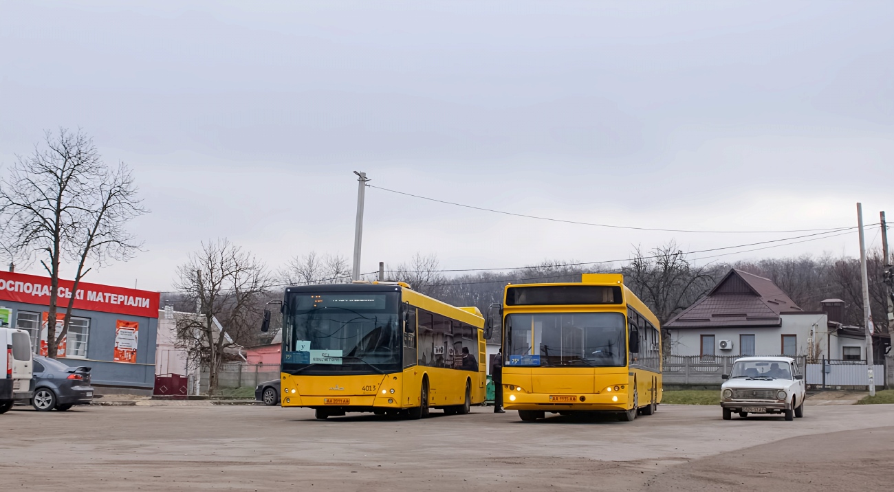 Днепропетровская область, МАЗ-203.065 № 4013; Днепропетровская область, МАЗ-107.467 № 4038