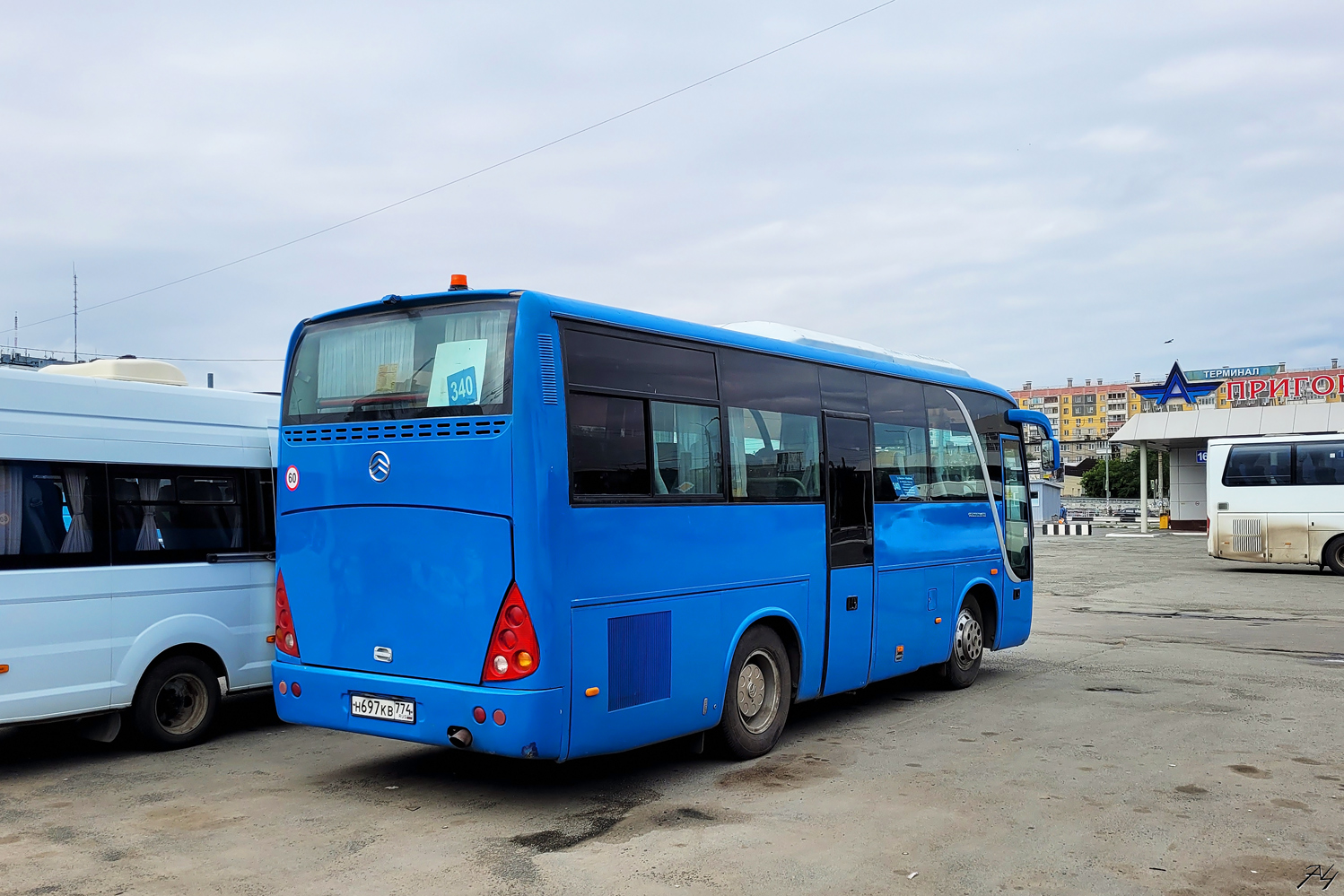 Челябинская область, Golden Dragon XML6796E1G № Н 697 КВ 774