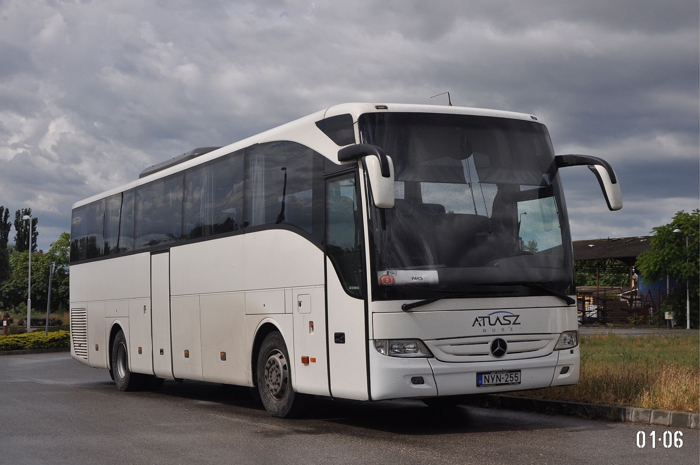 Венгрия, Mercedes-Benz Tourismo II 15RHD № NYN-255