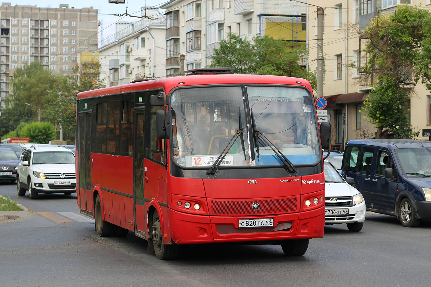 Кировская область, ПАЗ-320414-04 "Вектор" № С 820 ТС 43