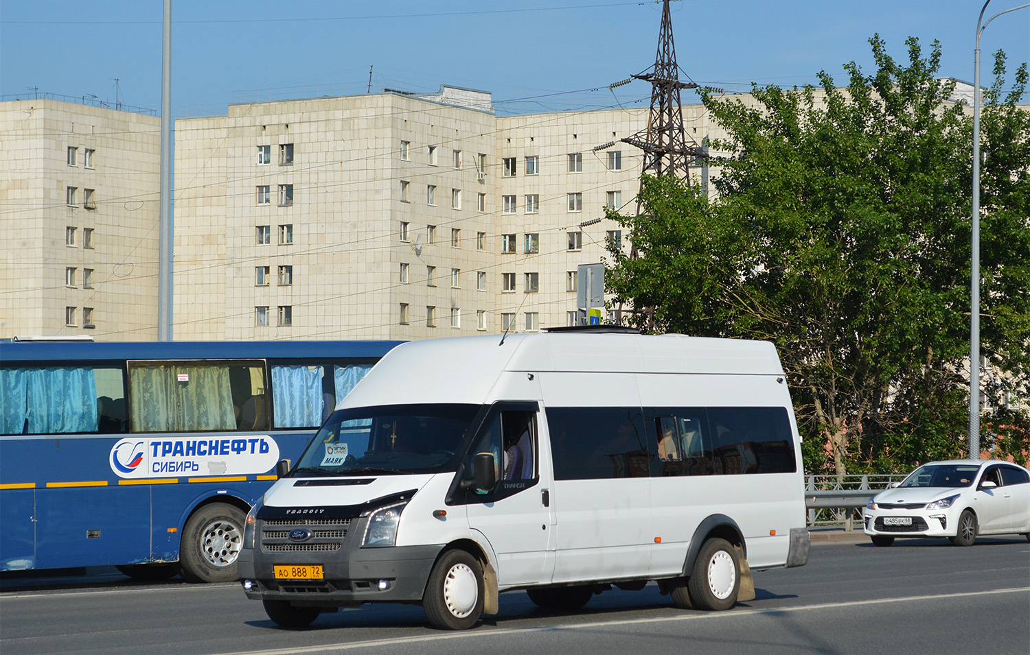 Тюменская область, Ford Transit [RUS] (Z6F.ESF.) № АО 888 72