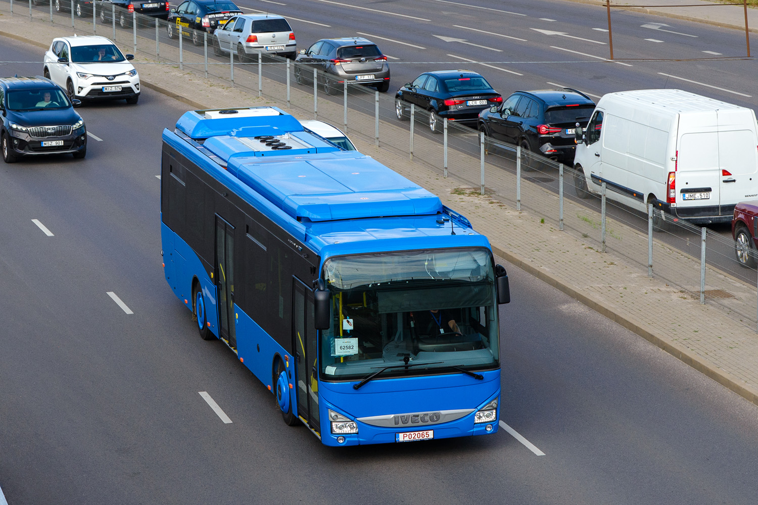 Литва, IVECO Crossway LE CITY 12M ELEC № P02065