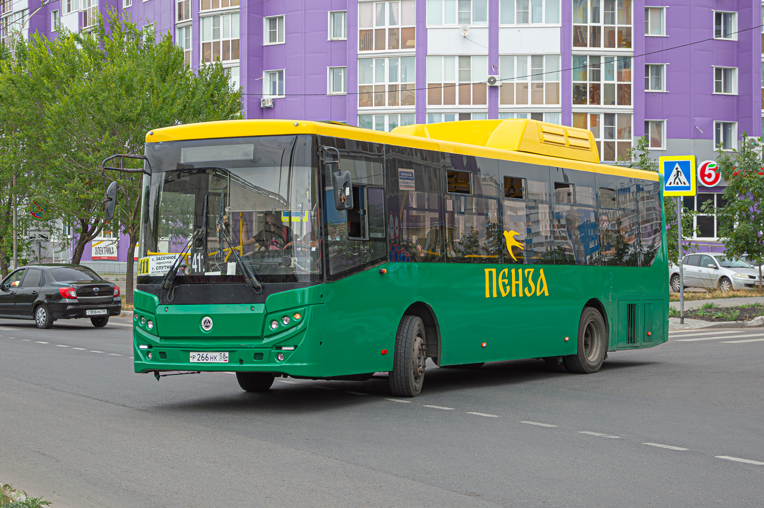 Penza region, KAvZ-4270-70 # Р 266 НК 58