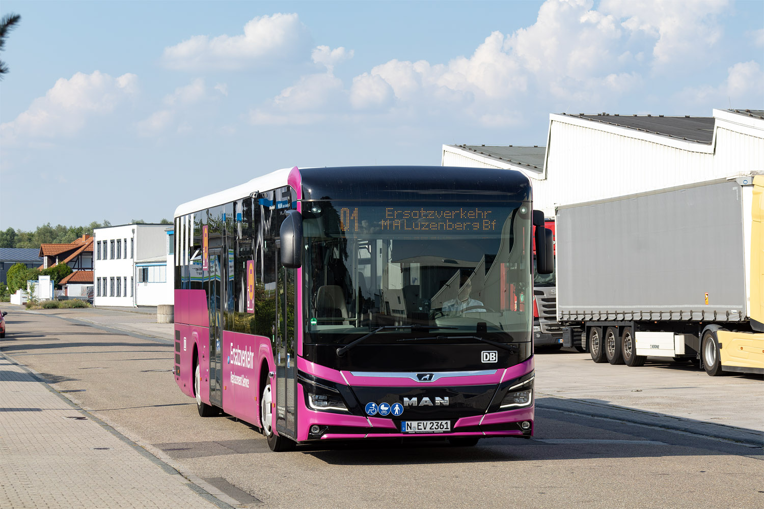 Bavaria, MAN 43C Lion's Intercity LE 13 LEÜ360 EfficientHybrid Nr. N-EV 2361; Hesse — SEV · Riedbahn · Frankfurt am Main <> Mannheim · 15.07.2024 — 14.12.2024