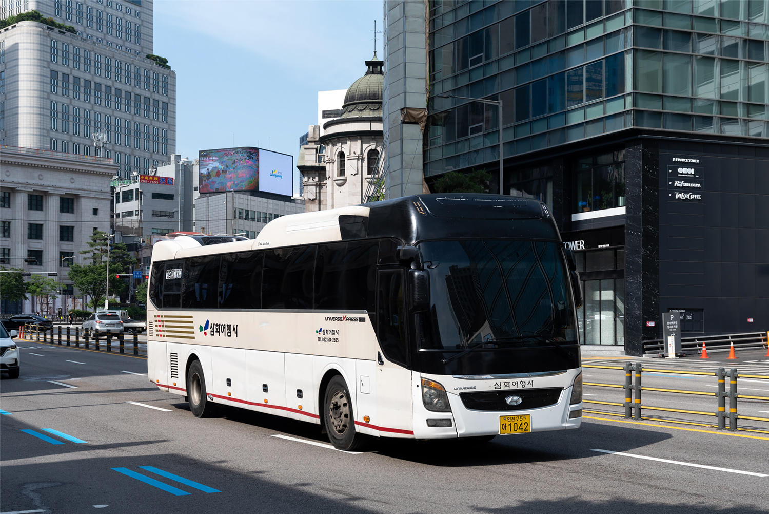 Южная Корея, Hyundai Universe Xpress Prime № 인천 75 아 1042