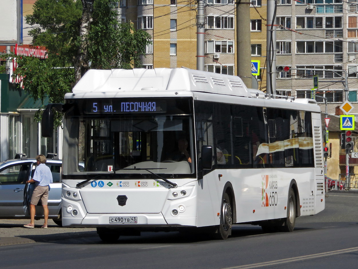 Kirov region, LiAZ-5292.67 (CNG) № С 490 ТВ 43
