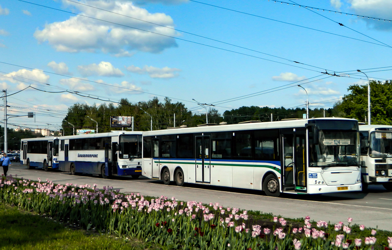 Bashkortostan, NefAZ-5299-11-32 Nr. 1237; Bashkortostan, VDL-NefAZ-52998 Transit Nr. 1218