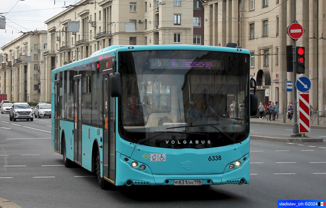 Szentpétervár, Volgabus-5270.G2 (LNG) sz.: 6338