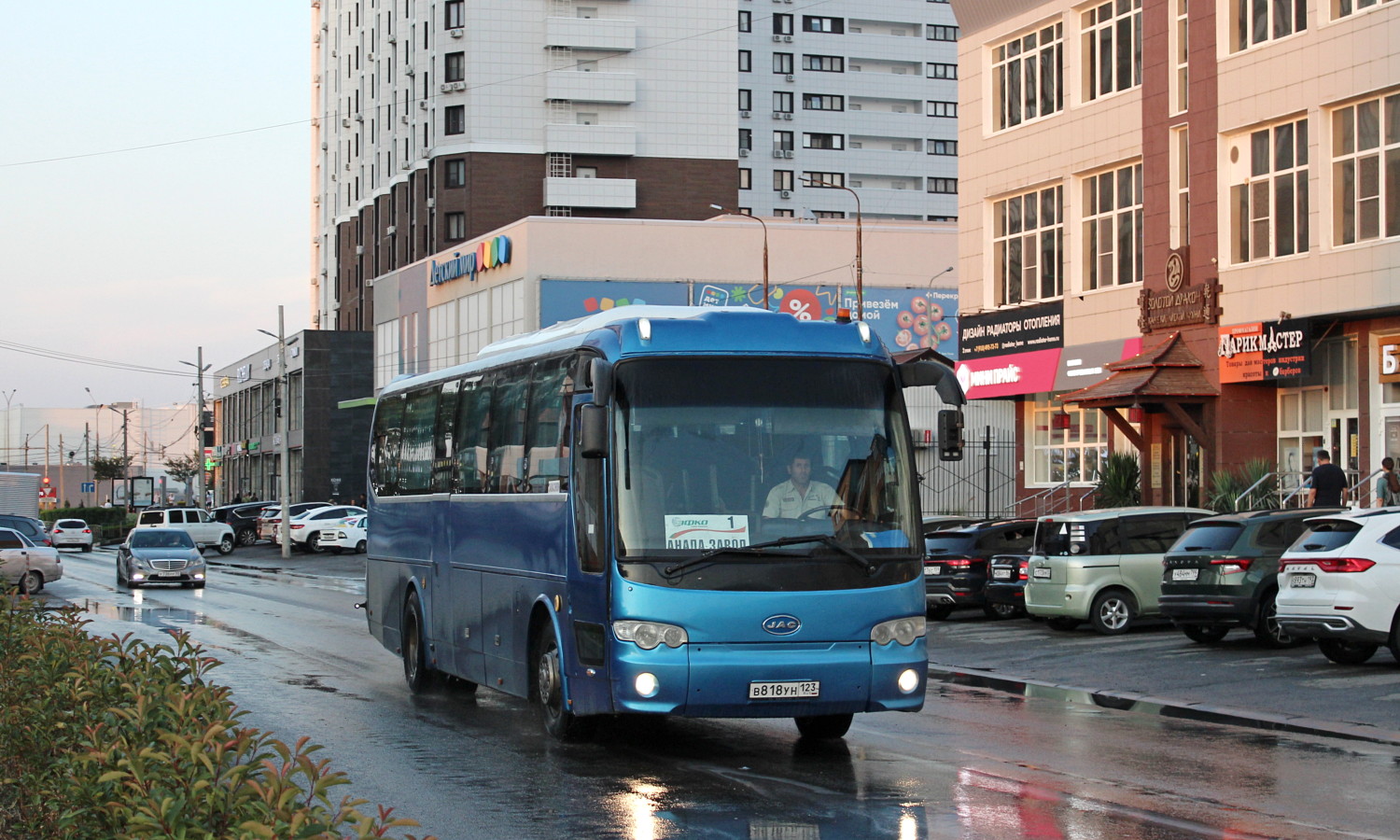 Krasnodar region, JAC HK6120 č. В 818 УН 123